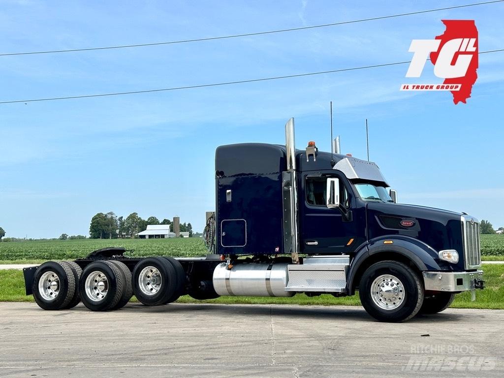 Peterbilt 567 Conventional Trucks / Tractor Trucks