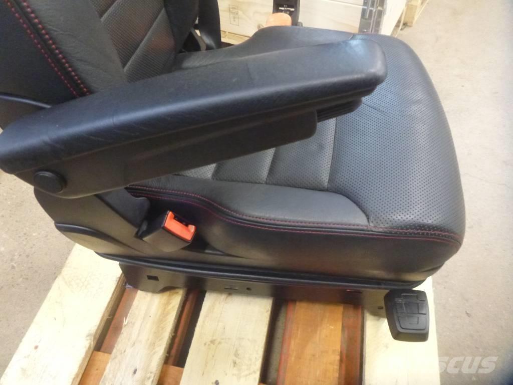 Scania R 650 Cabins and interior