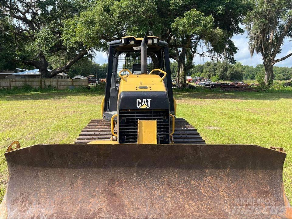 CAT D 3 K 2 LGP Crawler dozers