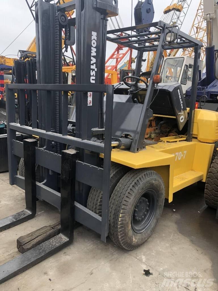 Komatsu 7 Ton Diesel Forklifts