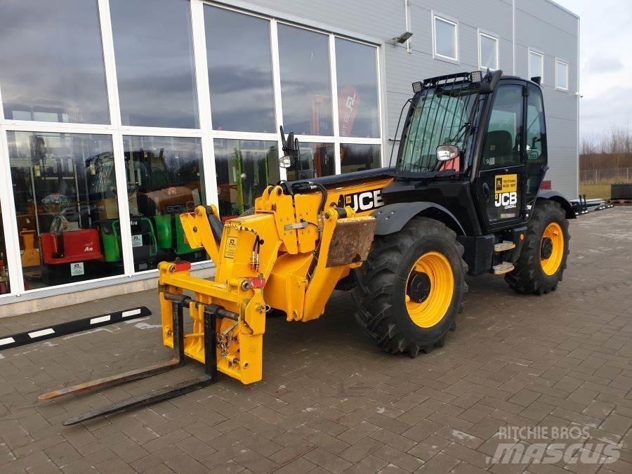 JCB 535-125 Telescopic Handlers