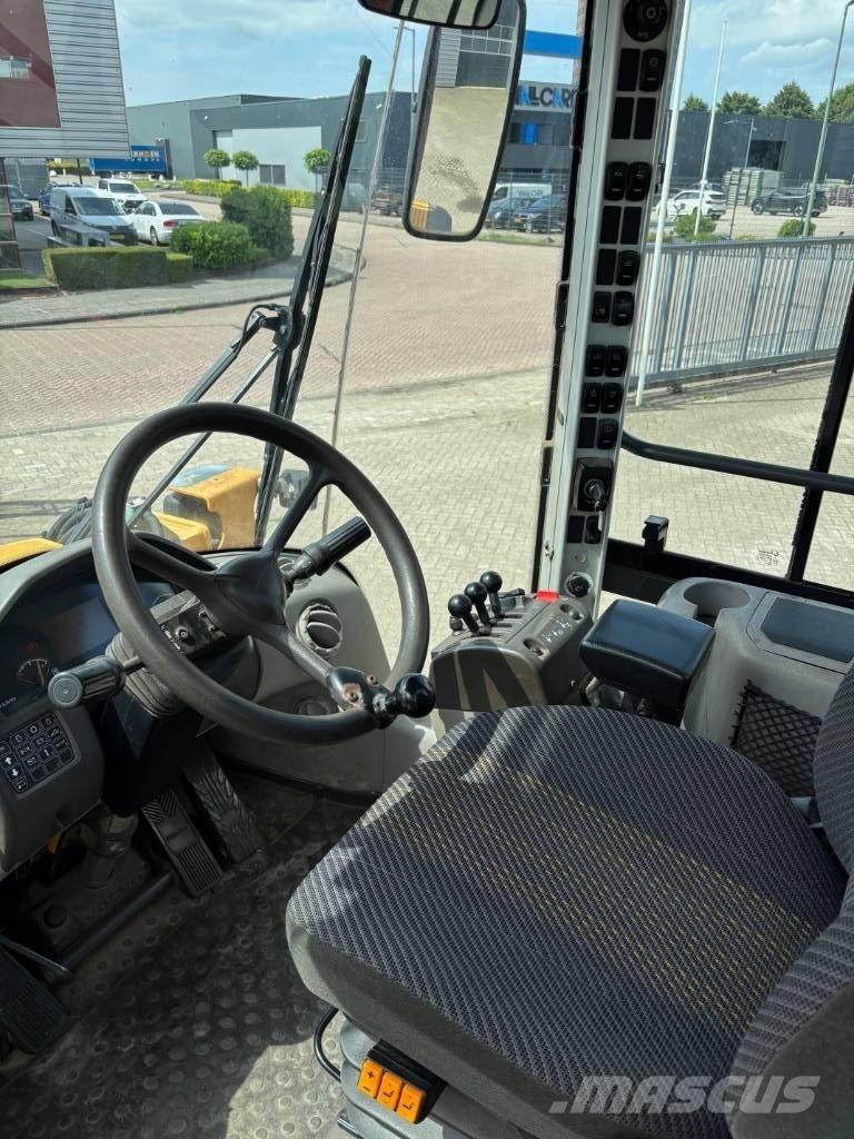 Volvo L 70 F Wheel Loaders