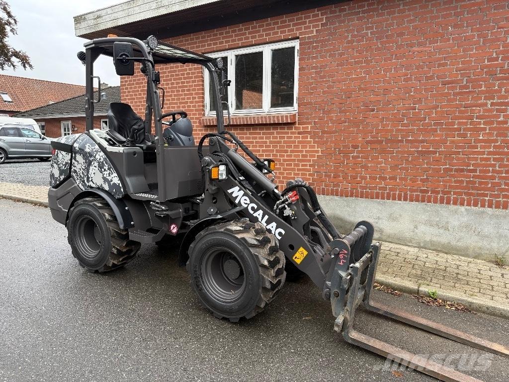 Mecalac MCL 6+ Mini Loader