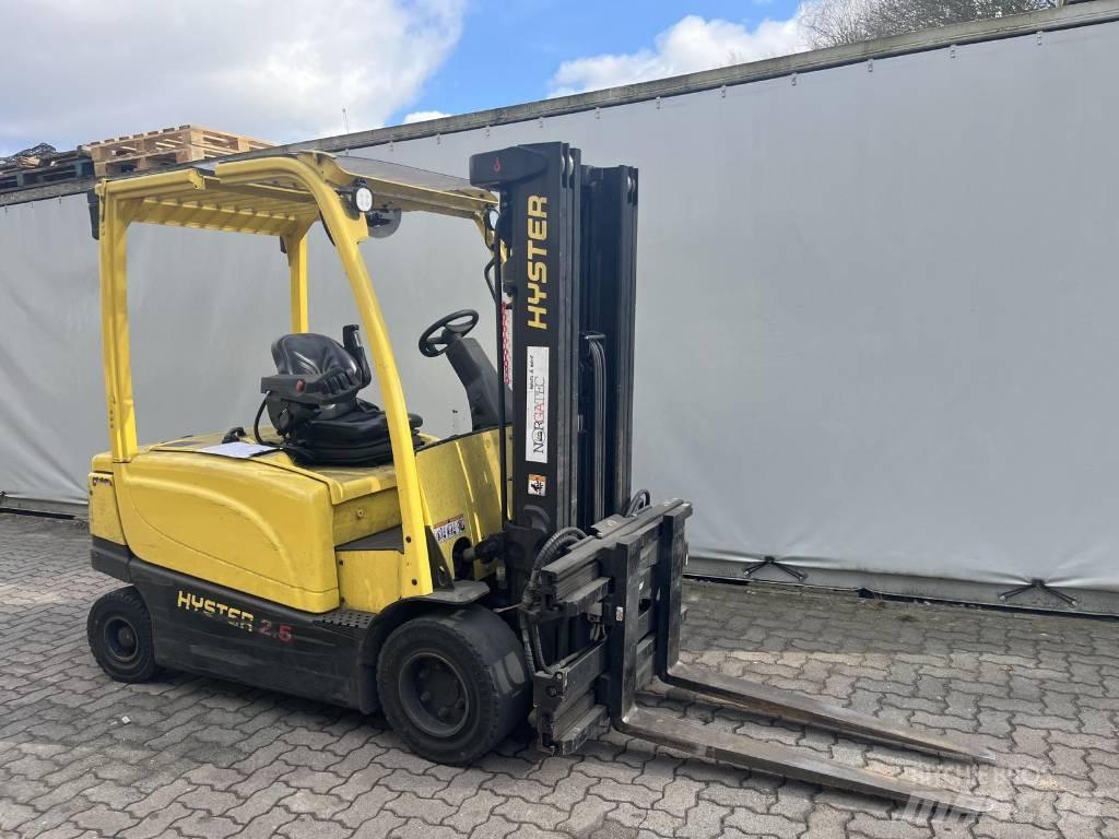 Hyster J2.5XN Electric Forklifts
