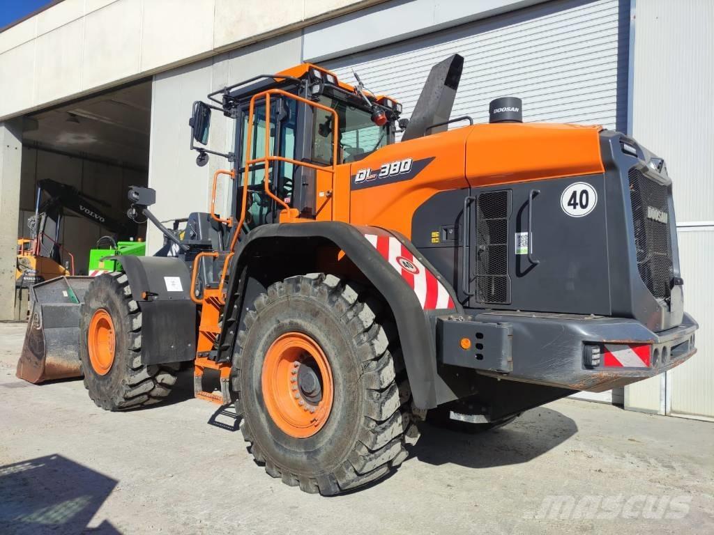 Doosan DL 380-7 Wheel Loaders