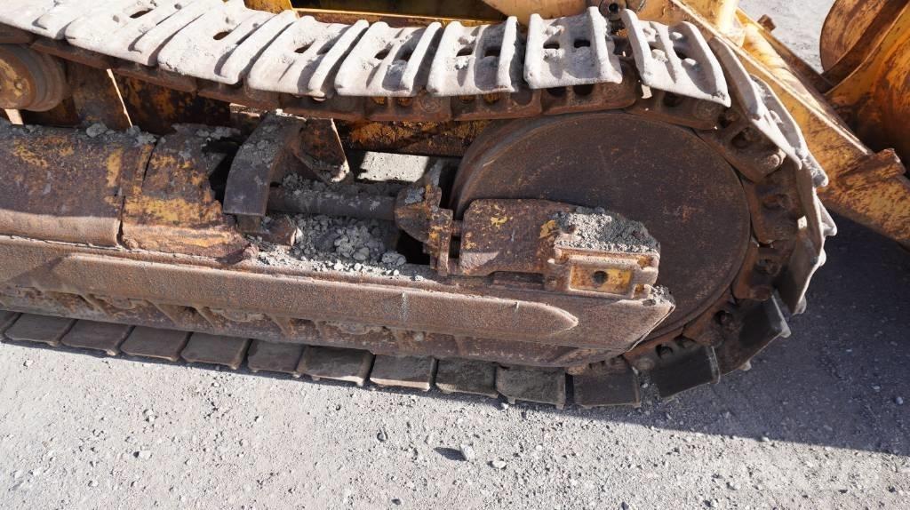 CAT 951 Crawler Loaders