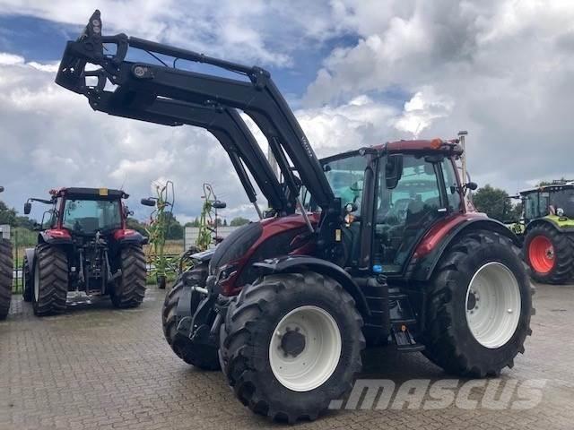 Valtra N155 Active Tractors