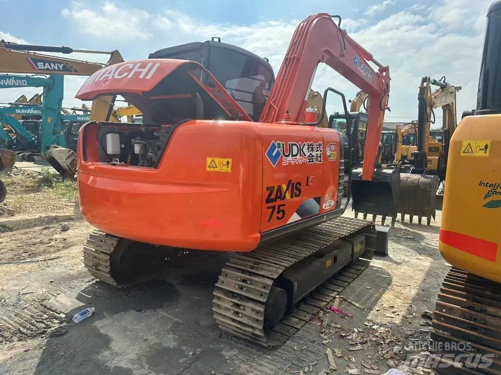 Hitachi ZX 75 Mini excavators  7t - 12t