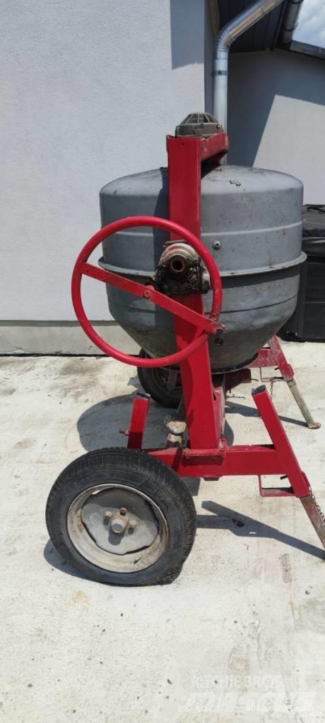 Honda Immer Concrete Mixers