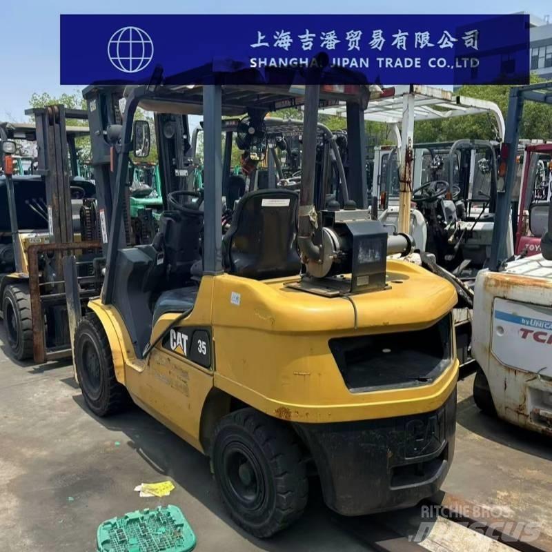 CAT DP 35 N Diesel Forklifts