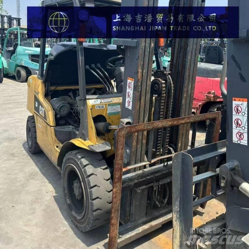 CAT DP 35 N Diesel Forklifts