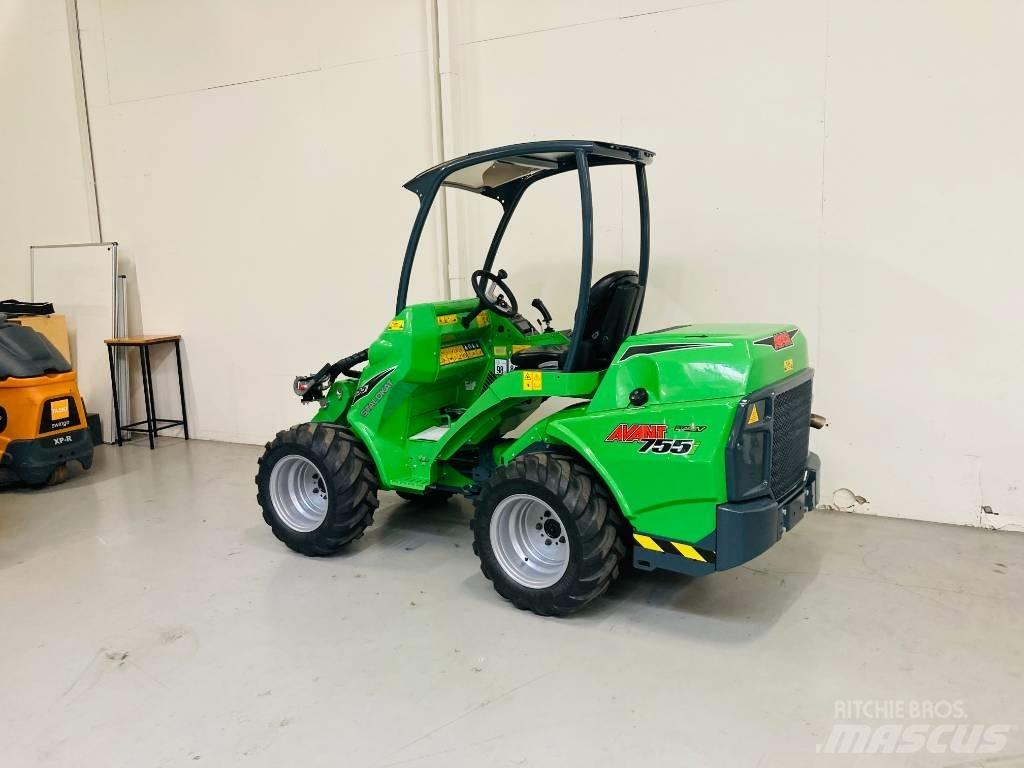 Avant 755 i Mini Loader