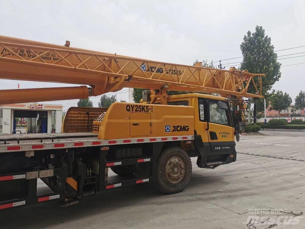 XCMG QY 25 K Mobile and all terrain cranes