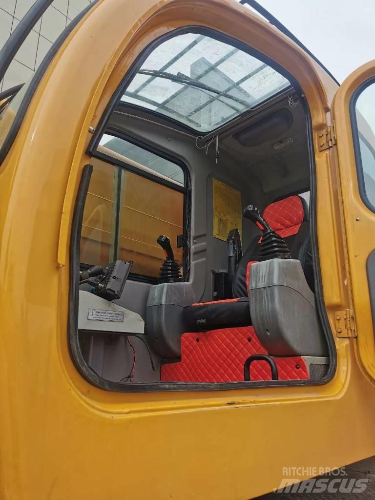 XCMG QY 25 K Mobile and all terrain cranes