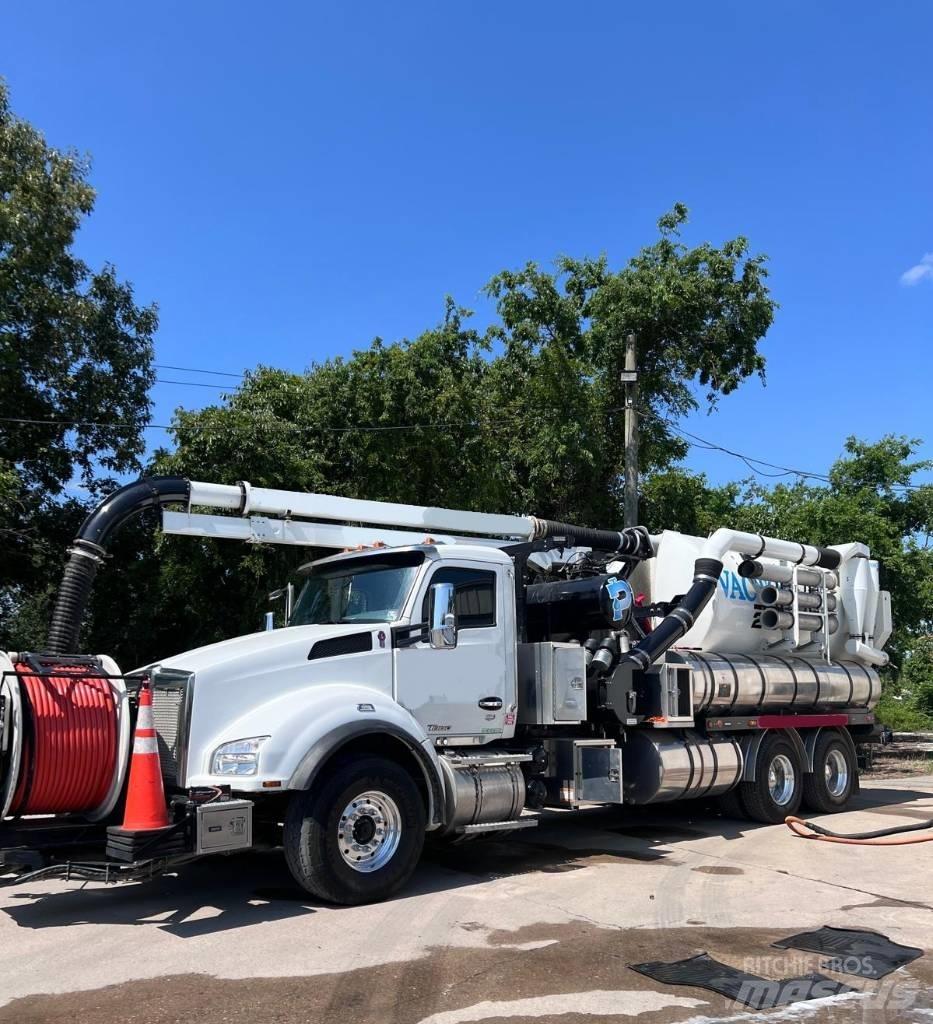 Vactor 2115P-18 Vacuum Trucks