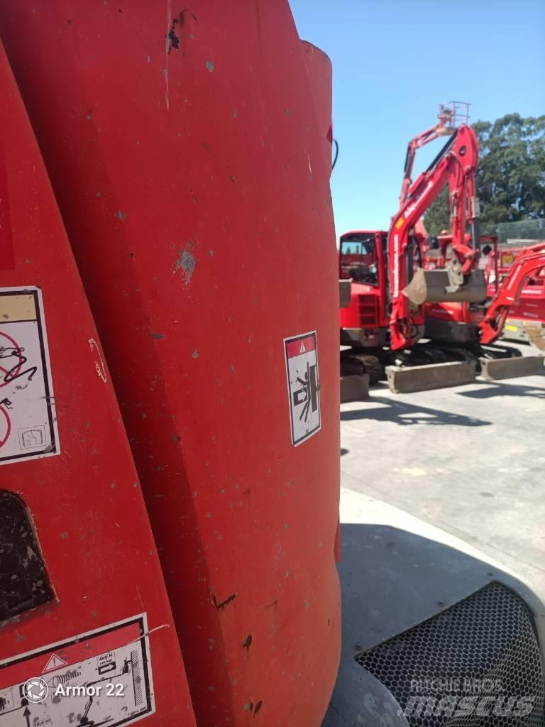 Haulotte HA 12 PX Articulated boom lifts