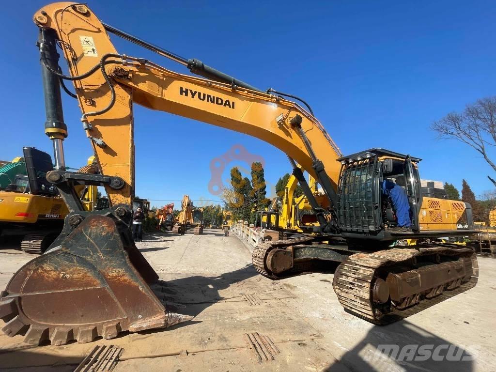 Hyundai Robex 520 VS Crawler Excavators
