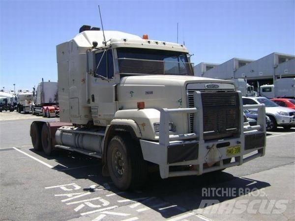 Freightliner FL112 Conventional Trucks / Tractor Trucks
