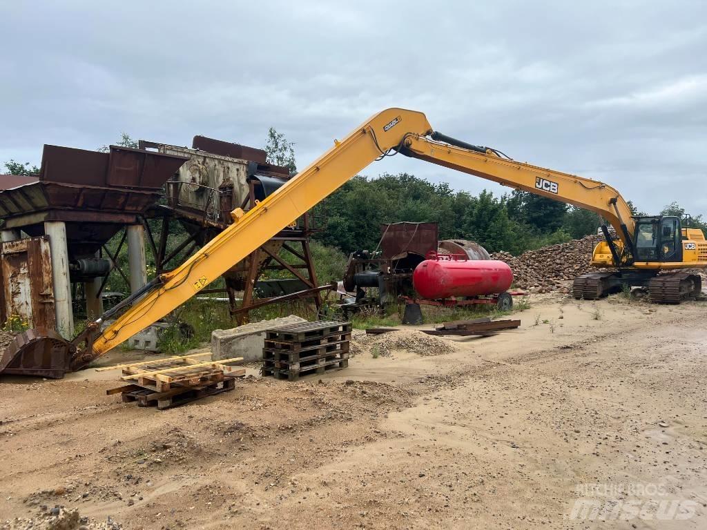 JCB Js 330 lr Long / High Reach excavators