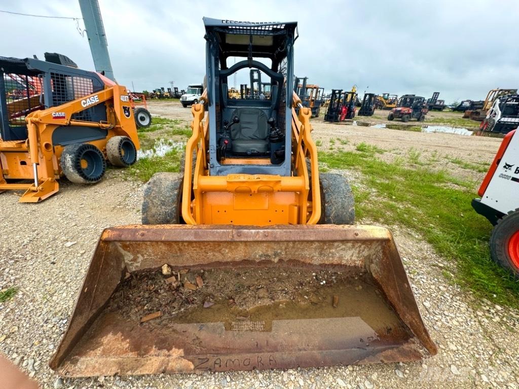 CASE 450 Skid Steer Loaders