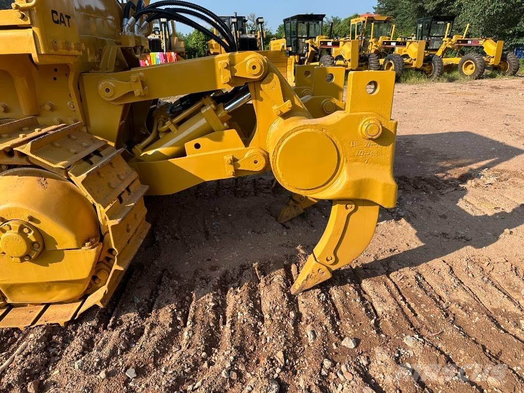 CAT D7G Crawler dozers