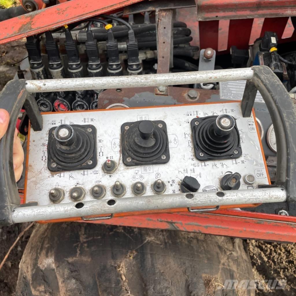 Sandvik DC 122R Surface drill rigs