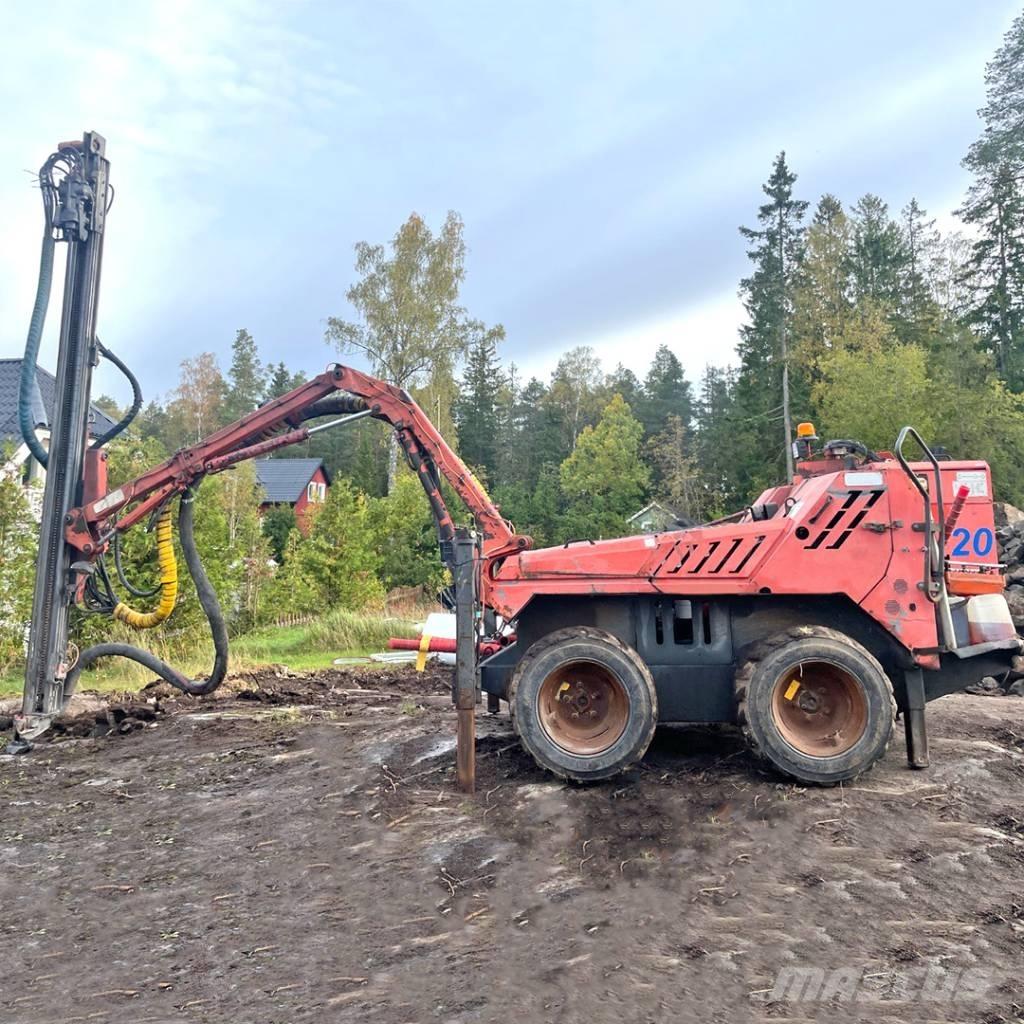 Sandvik DC 122R Surface drill rigs