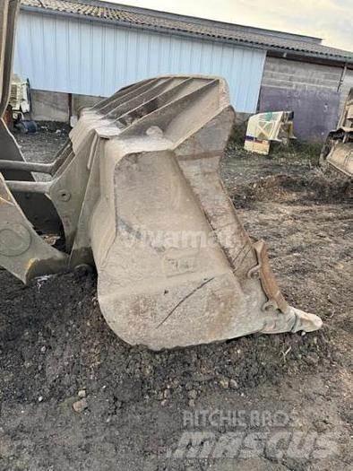 CAT 973C - Wheel Loaders