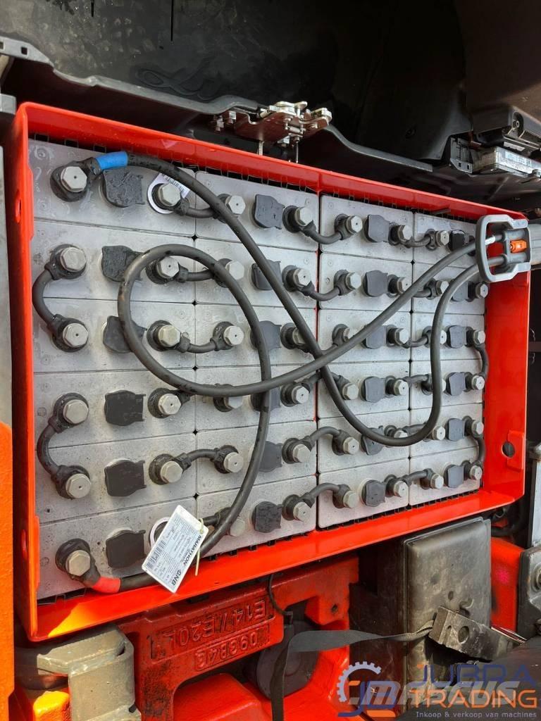 Linde E15-02 Electric Forklifts