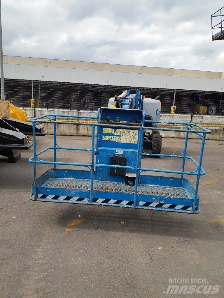 GENIE Z-62/40 Articulated boom lifts