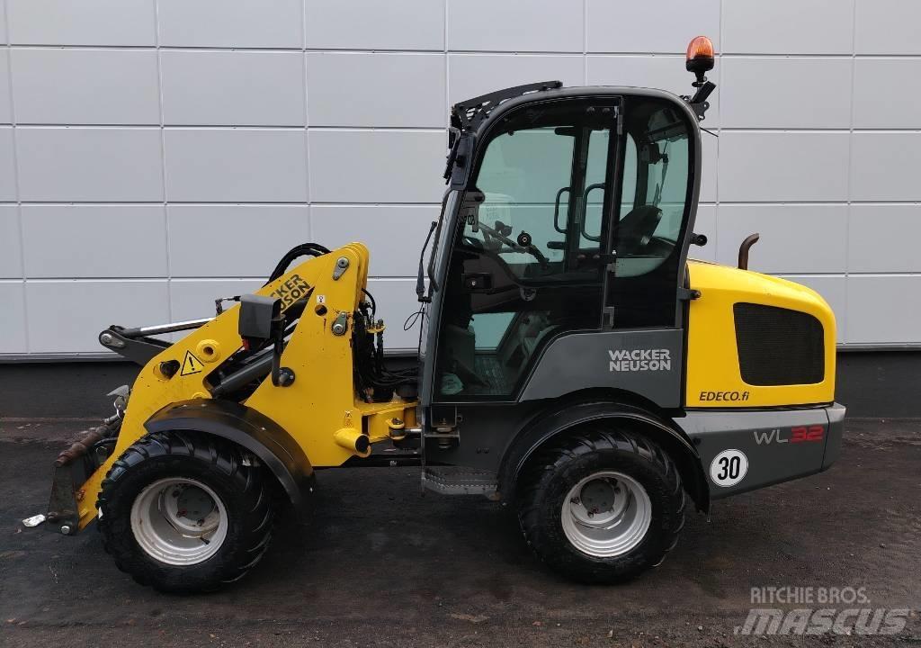 Wacker Neuson WL 32 Wheel Loaders