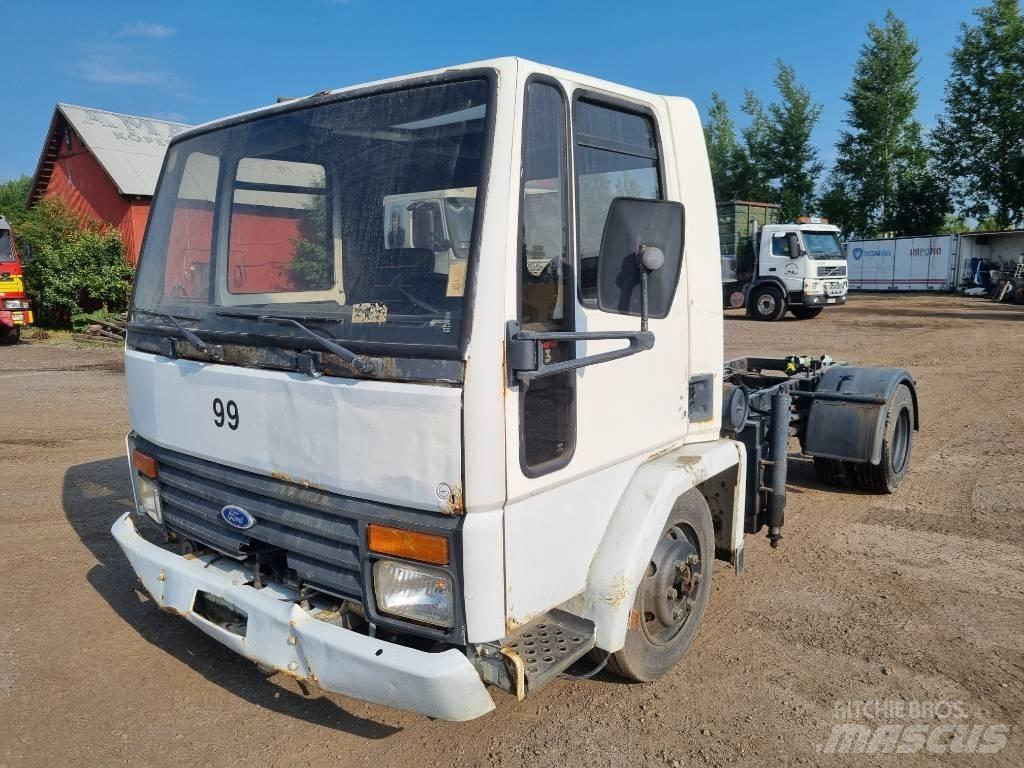 Ford CARGO 0713 Other Trucks