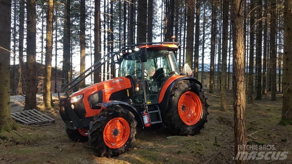 Kubota M 5-092 Tractors