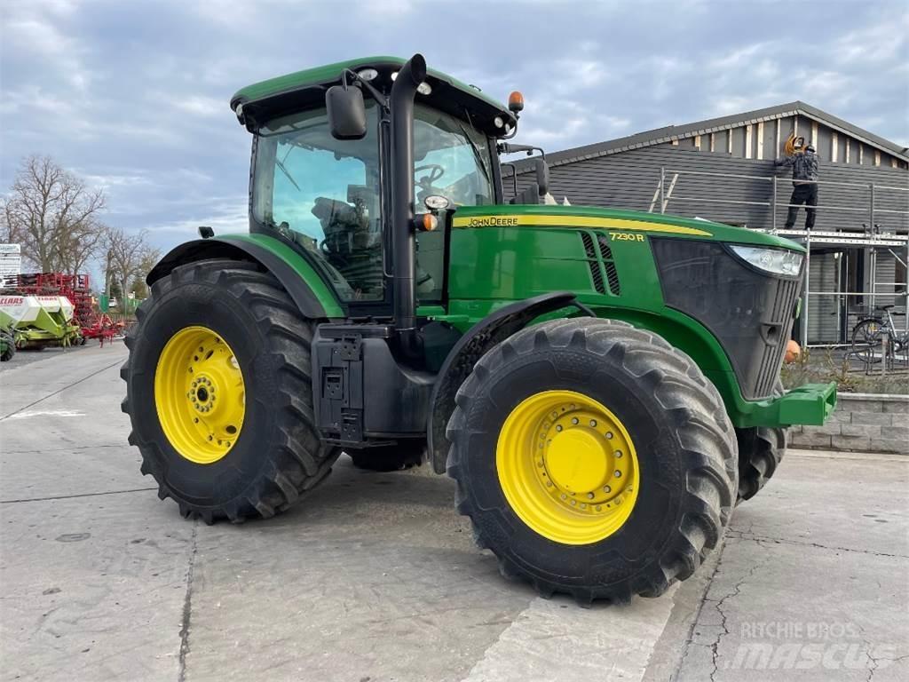 John Deere 7230 R Tractors