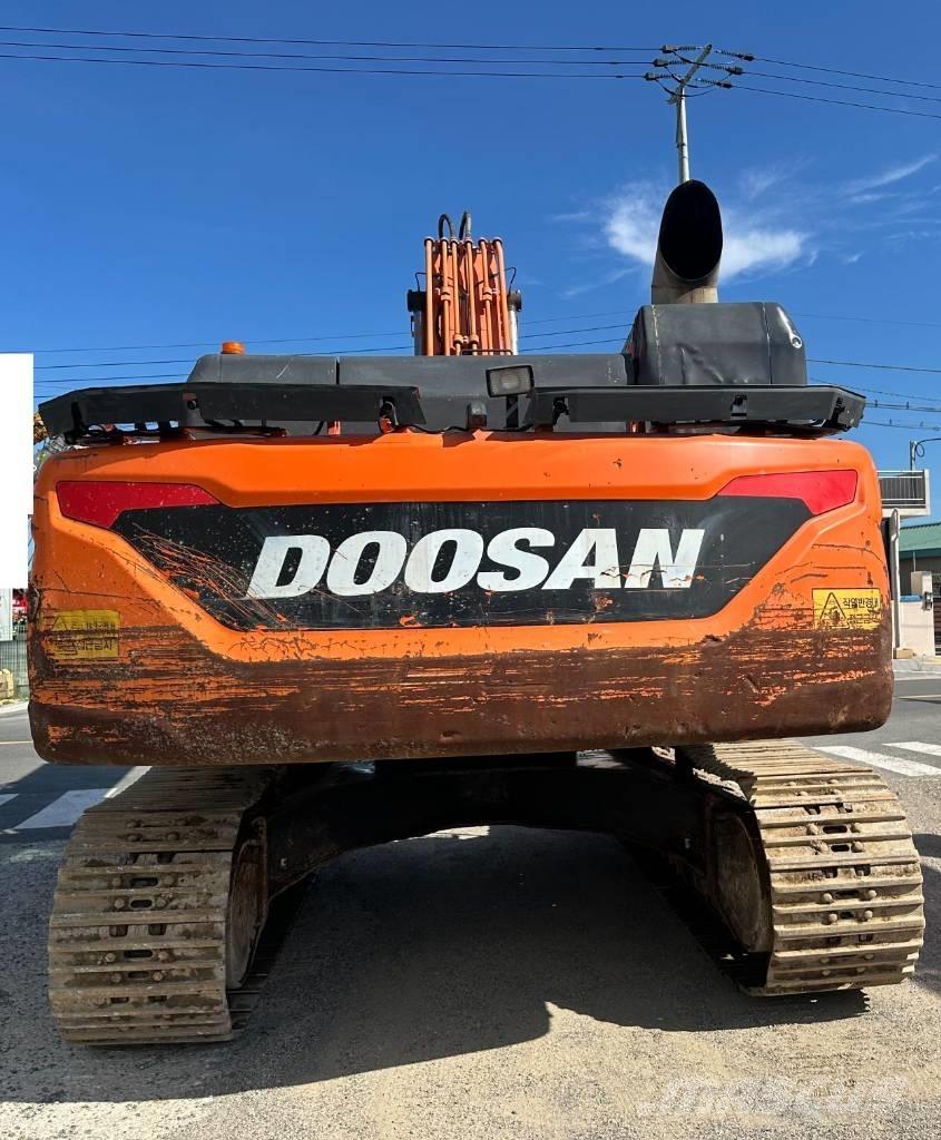 Doosan DX 300 LC-3 Crawler excavators