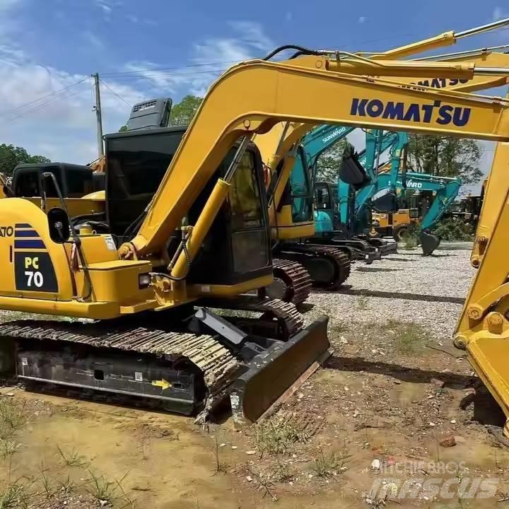 Komatsu PC70 Crawler Excavators