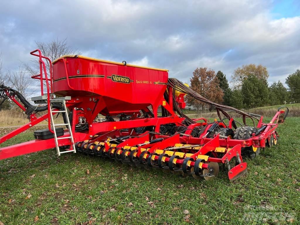Väderstad Spirit600S Farm Drills