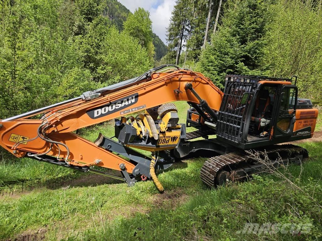 Doosan DX 235 NLC - 5 Forestry Excavators