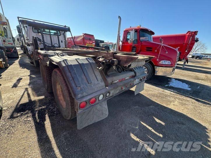 Freightliner M2 Demountable Trucks