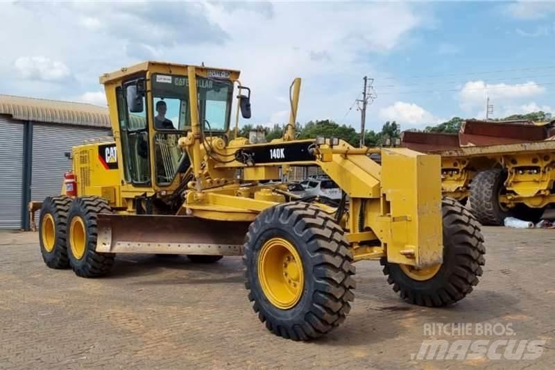 CAT  140K Motor Graders