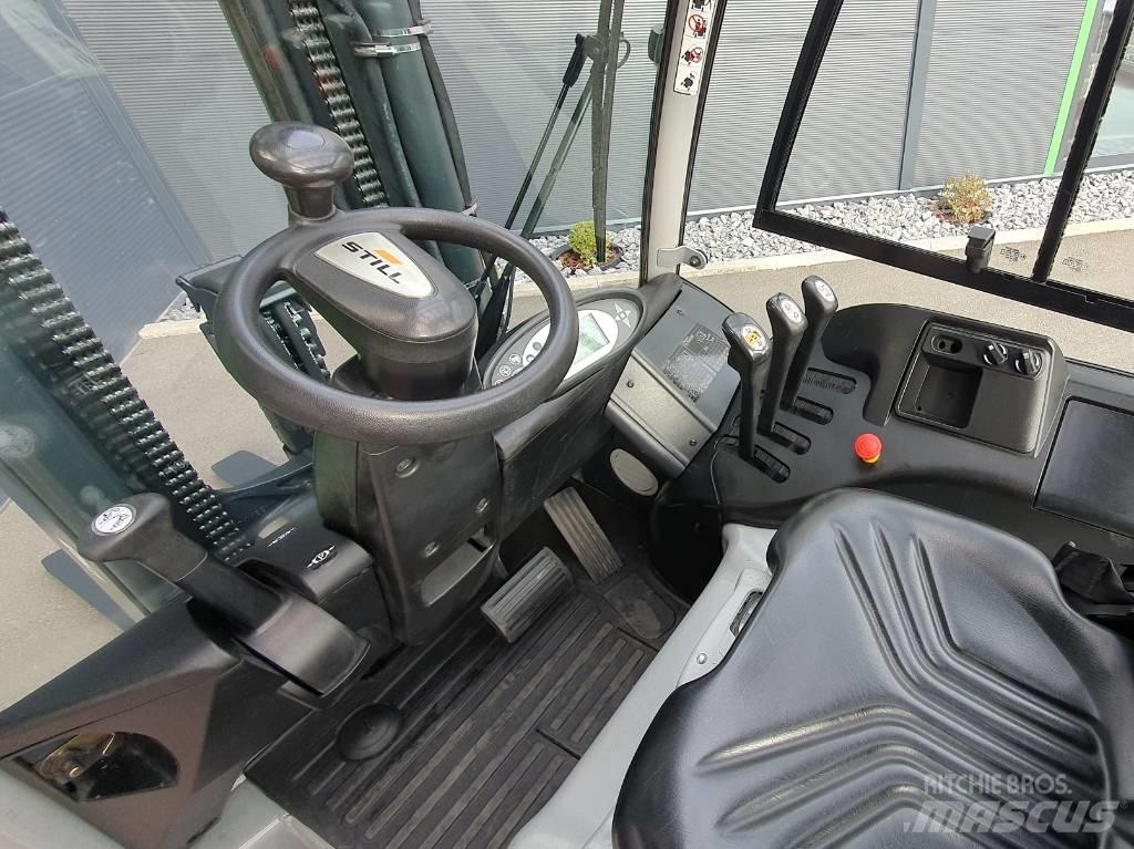 Still RX 60-30 Electric Forklifts