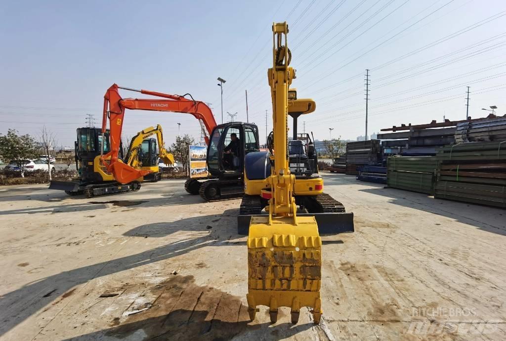 Komatsu PC 40 MR Mini Excavators <7t (Mini Diggers)