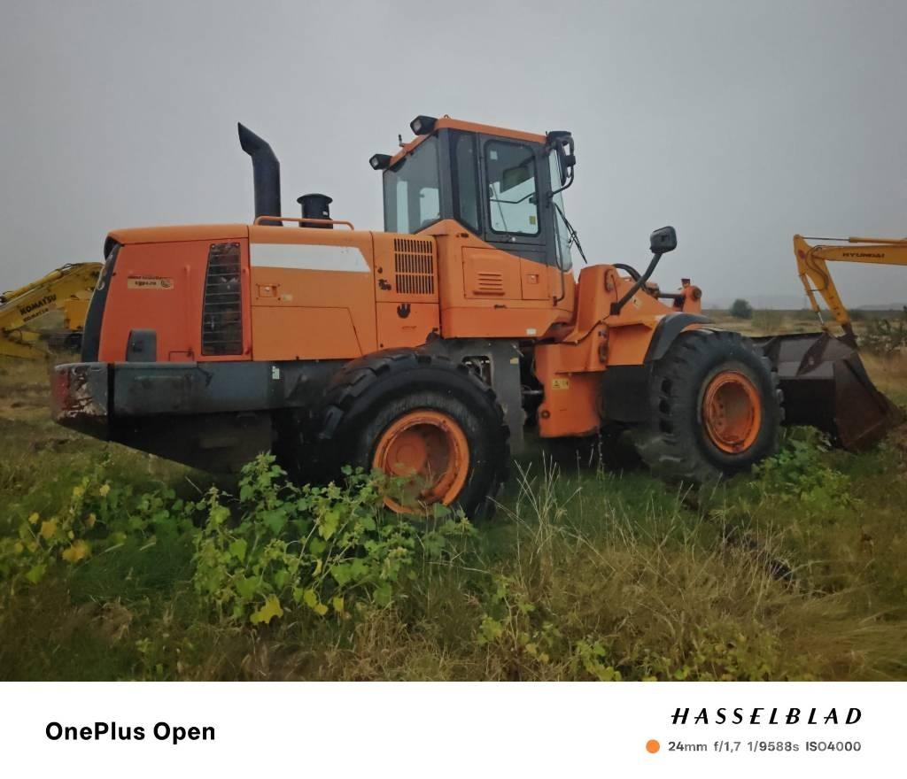 Doosan DL 300 Tracks, chains and undercarriage