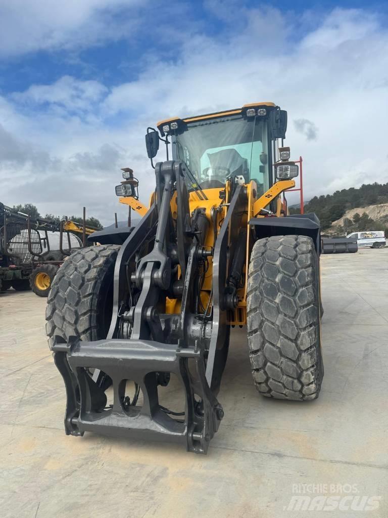 Volvo L 110 H Wheel Loaders