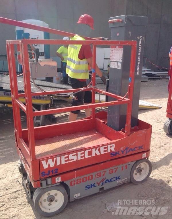 SkyJack SJ 12 Scissor Lifts