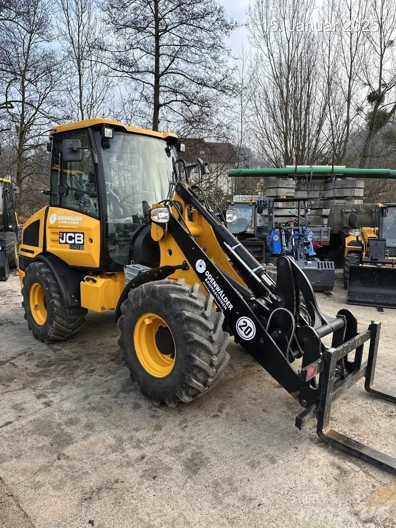 JCB 407 Wheel Loaders