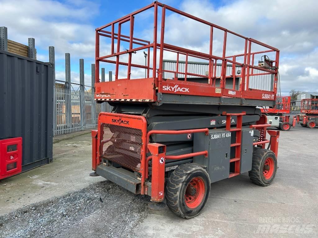 SkyJack SJ 8841 RT Scissor Lifts