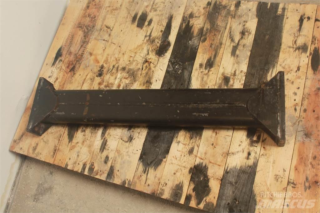 Hesston 4900 Rod Other tractor accessories