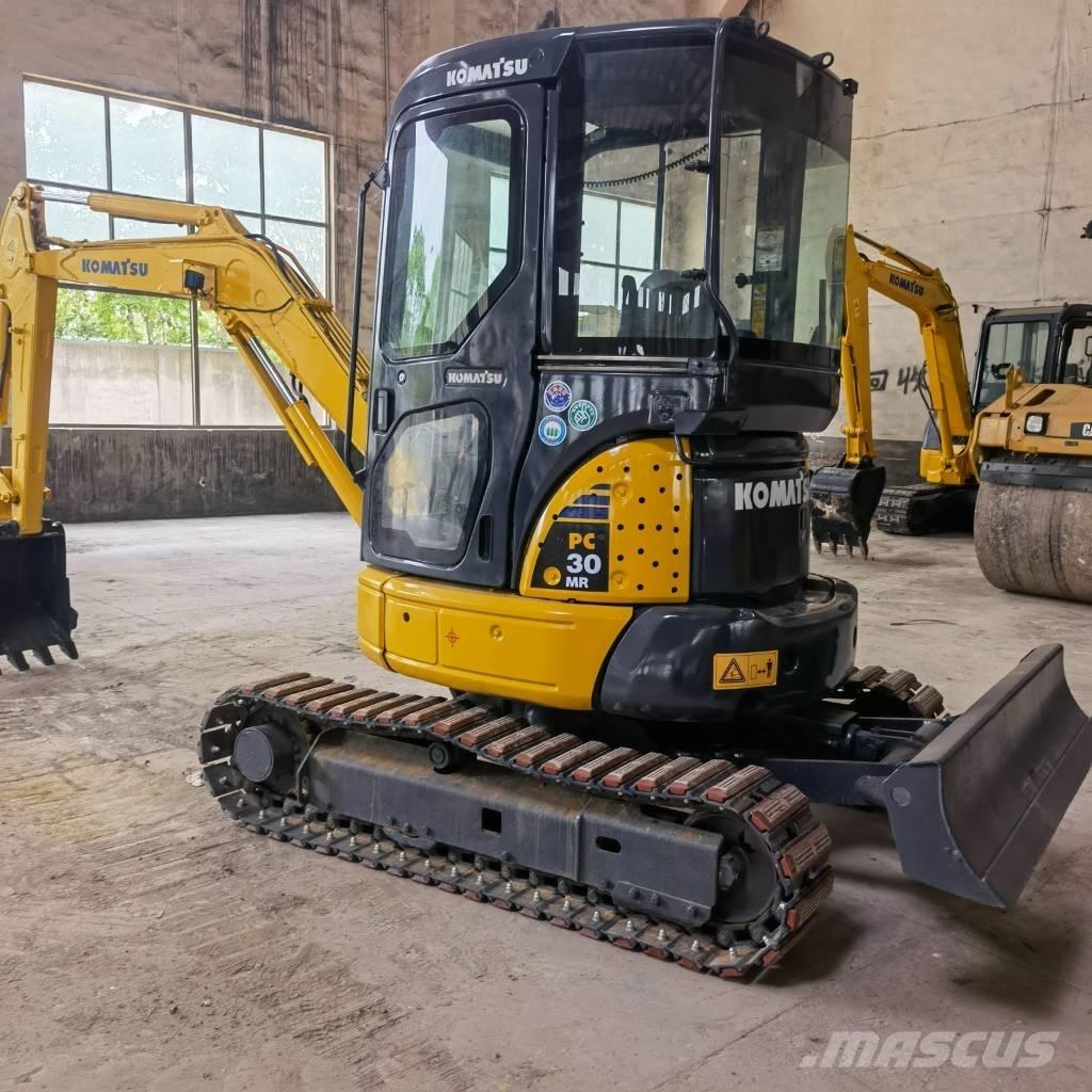 Komatsu PC30 Crawler Excavators