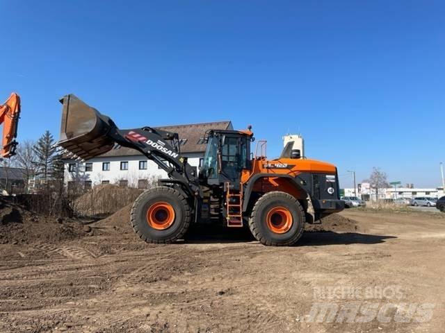 Doosan DL420 Wheel Loaders